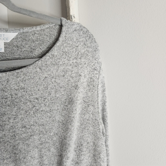 Market & Spruce top womens Medium Brushed knit front twist gray stitch fix - Picture 3 of 6